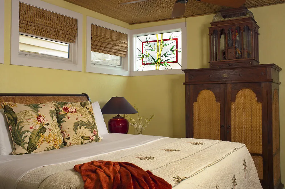 Hotel Tropical Inn Key West